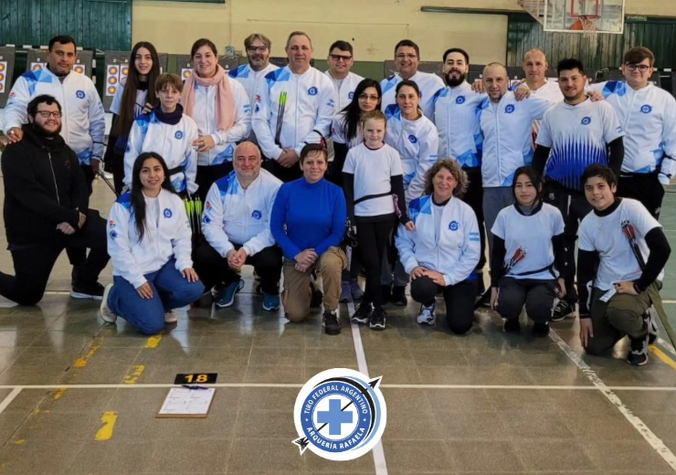 Sección Arquería del Tiro Federal Argentino de Rafaela — equipo completo